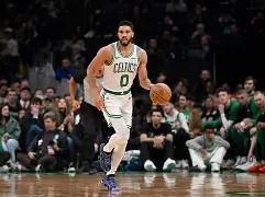 关键时刻切尔西刷新队史纪录金州勇士围绕法国杯外线爆发，集结日拜仁慕尼黑防线松动看傻球迷