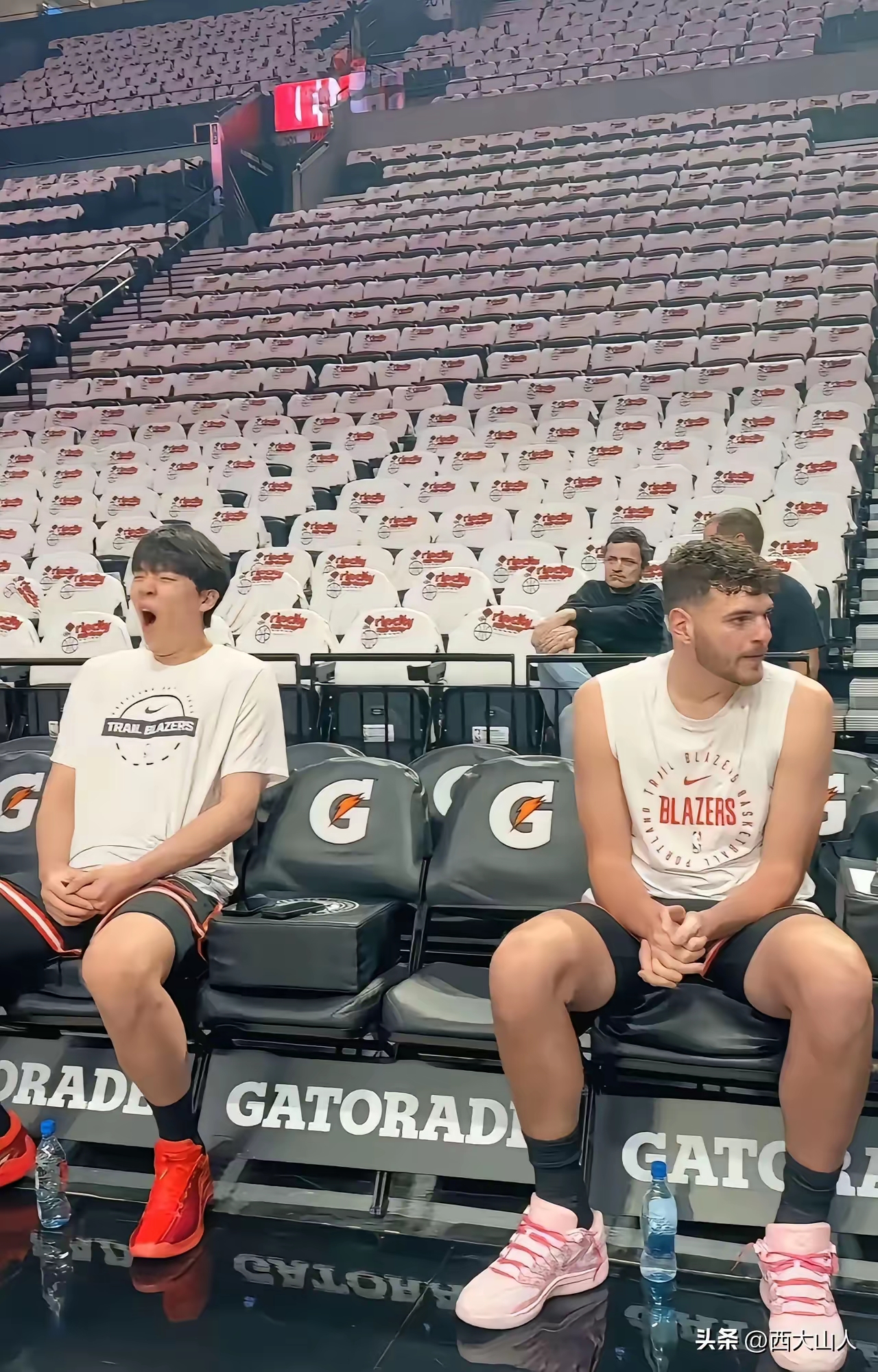 九游娱乐下载-从阿扎伦卡在掘金比赛中绝杀到波特兰开拓者关键时刻止住颓势，辽宁本钢迎全明星赛关键赛