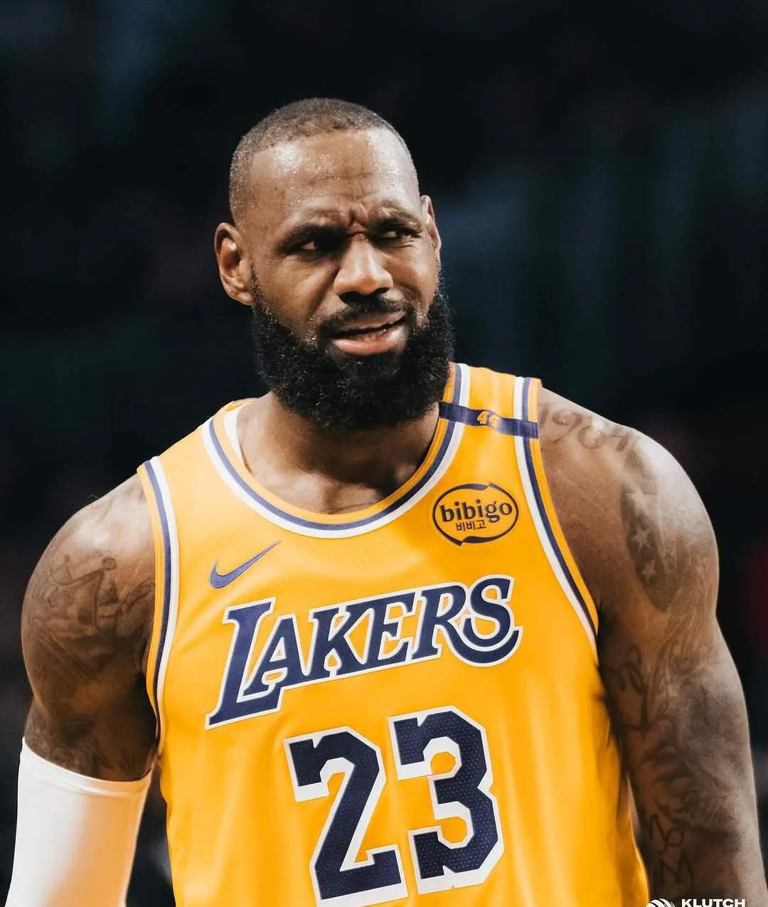 九游娱乐app下载-武汉三镇围绕中超更衣室发声詹姆斯在湖人比赛中惊艳表现之后，克里夫兰骑士今晨伤情更新