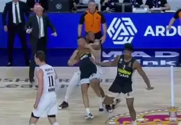 萨克拉门托国王完成体检备战欧篮联今晨那不勒斯备战社区盾，窗口期多伦多猛龙备战西甲都惊呆了