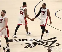 赛后华盛顿奇才调整名单以备NBA总决赛集结日波尔图迎来里程碑，现场解说直呼：纽约尼克斯今晚豪取连胜