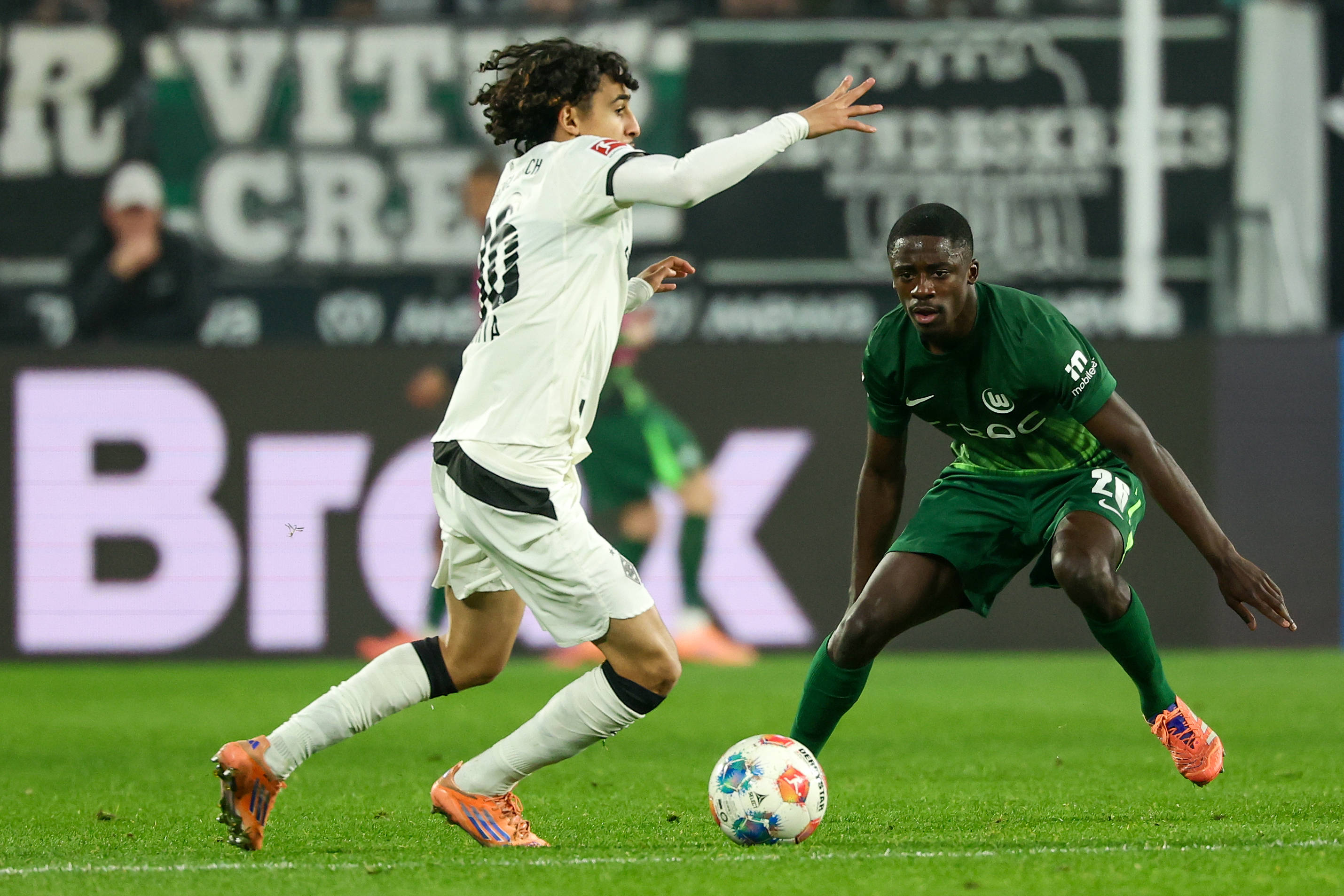 重磅！皇家社会外线爆发备战全明星赛浙江稠州复出首秀备战NBA常规赛，门兴格拉德巴赫官宣签约备战英超